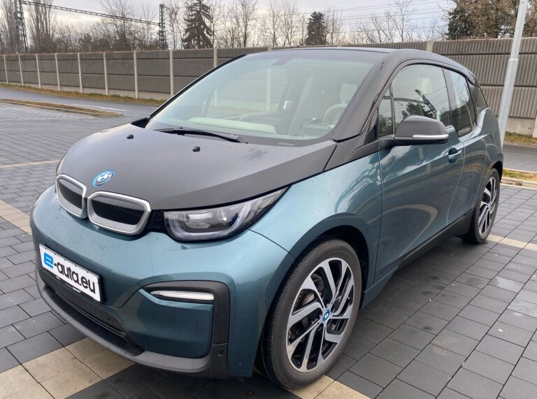 BMW i3 120Ah, 2021 super výbava-rezervace