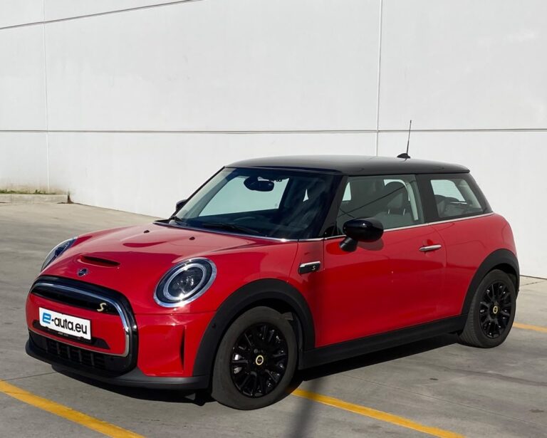 MINI Cooper SE 135 kW, 2022