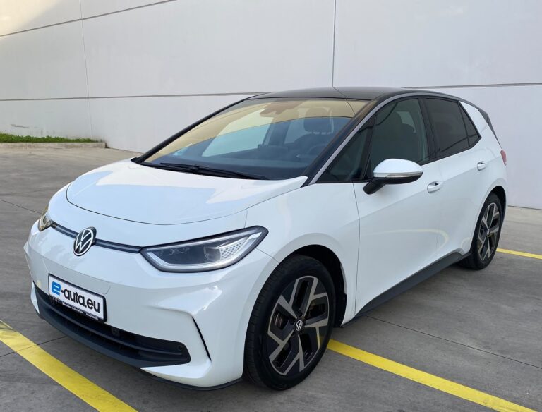 Volkswagen ID.3, PRO Performance, 2023, TAŽNÉ, 62/58 kWh, 150 kW